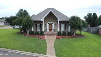 312 Grandview Ct, Pearl, MS 39208