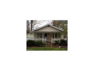 17359 Glenwood Ave, Lake Milton, OH 44429