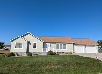 156 Chapel Brook Cir, Reedsville, WV 26547