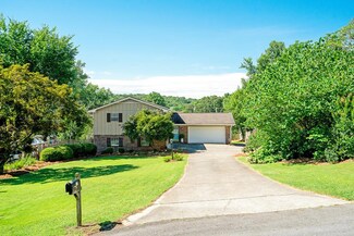 609 Brookview Ln, Dalton, GA 30720