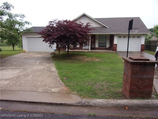 201 Gar Creek Ln, Ozark, AR 72949