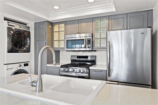17333 Brookhurst St Unit D2, Fountain Valley, CA 92708