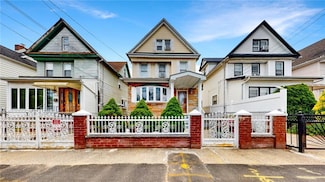 95-20 108th St, South Richmond Hill, NY 11419