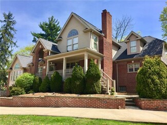 1400 Berryman Ave, South Park, PA 15129