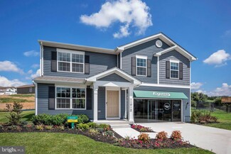 11221 Cross Fields Dr, Waynesboro, PA 17268
