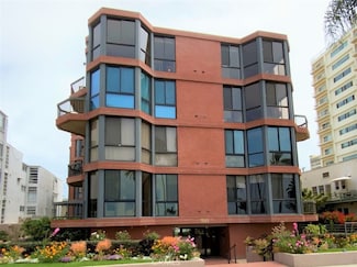 1033 Ocean Ave Unit 401, Santa Monica, CA 90403