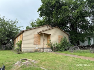 1201 W Beddell St, Fort Worth, TX 76115