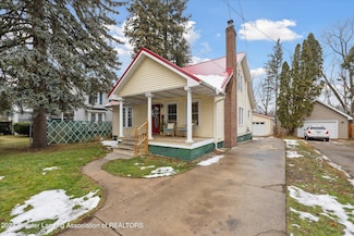 330 W Jefferson St, Grand Ledge, MI 48837