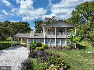 529 Bayview Point Dr, Edgewater, MD 21037