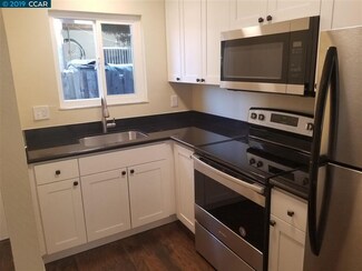 2249 Hillsborough Ct Unit 4, Concord, CA 94520