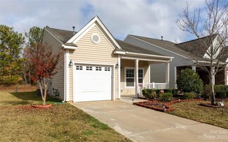 5069 Newport Lakes Dr, Rock Hill, SC 29732