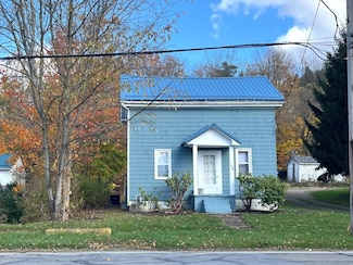 130 S Main St, Springboro, PA 16435