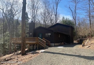 170 Eagle Pass, Cresco, PA 18326