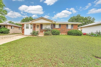 305 Gary St, Mangum, OK 73554