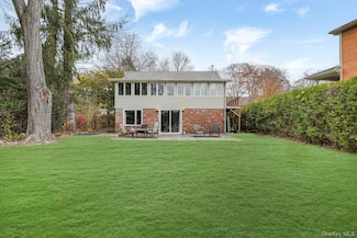 25 Teneyck Ave, Greenwood Lake, NY 10925