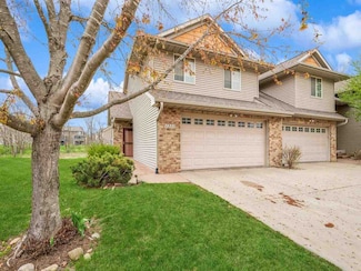 1231 Nicholas Ln, North Liberty, IA 52317