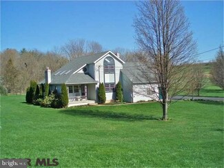 207 S Rachels Way, Aaronsburg, PA 16820