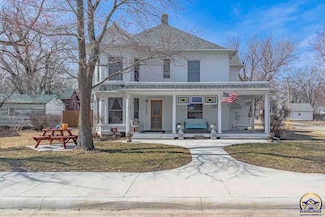 509 Missouri St, Alma, KS 66401