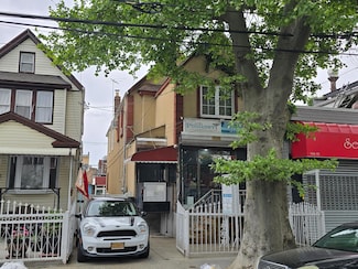 10412 121st St, South Richmond Hill, NY 11419