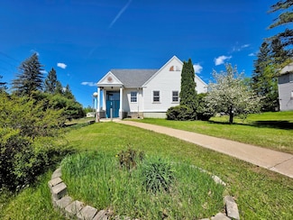 642 6th Ave, Calumet, MN 55716
