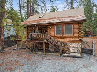 53645 Country Club Dr, Idyllwild-Pine Cove, CA 92549
