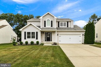 17 Hillside Ln, Berlin, NJ 08009