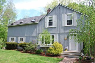 394 Cross Hill Rd, Wilmot, NH 03287