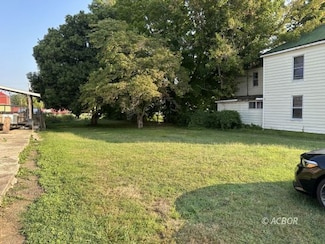 934 2nd Ave, Gallipolis, OH 45631