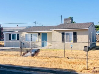 1109 W Locust Ave, Fresno, CA 93650