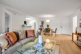 2700 Lawrence Crossley Rd Unit 23, Palm Springs, CA 92264