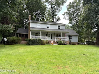 101 Hughes Ln, New Bern, NC 28560