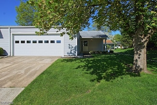 137B Cistus Plaza, Monroe Township, NJ 08831