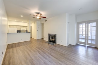 2121 El Paseo St Unit 1405, Houston, TX 77054