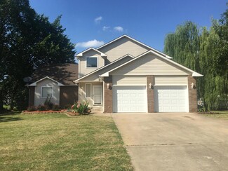 209 Fairway Dr, Carl Junction, MO 64834