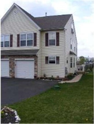 213 W 6th St, East Greenville, PA 18041