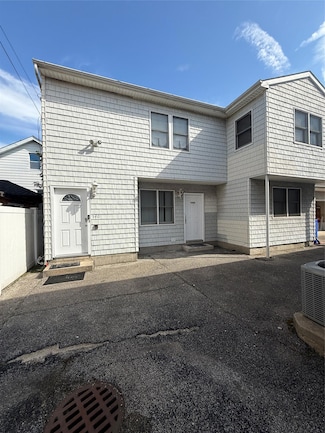 542 Lincoln St Unit 540, Cedarhurst, NY 11516
