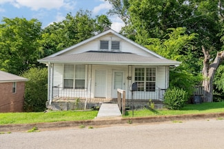 45 Lawn St, Clarksville, TN 37040