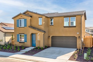 661 Lucas Ave S, Madera, CA 93636