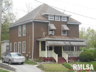 1119 N Gaines St, Davenport, IA 52804