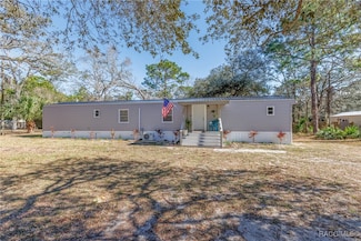 5641 S Woodside Terrace, Homosassa, FL 34446