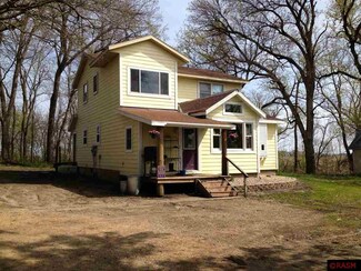 47594 370th St, Nicollet, MN 56074