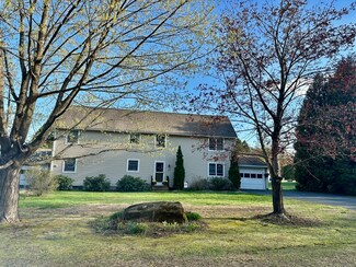 2 B Meadow Oak Ln Unit B, Deerfield, MA 01373