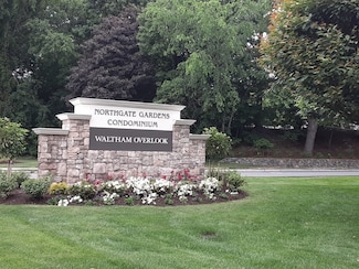 11 Jacqueline Rd Unit D, Waltham, MA 02452