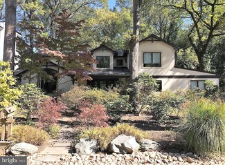 6509 81st St, Cabin John, MD 20818