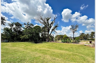4502 E O s t Dr, Houston, TX 77013