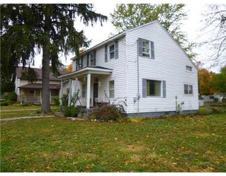 213 E Patterson St, Lakeville, IN 46536