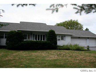 12 Wright St, Adams, NY 13605