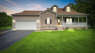 134 Rolling Meadows Dr, Bowling Green, KY 42101