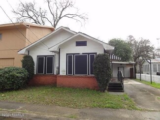 413 W SiMcOe St, Lafayette, LA 70501