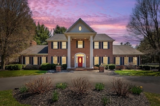 4475 Plum Creek Ln, Saint Joseph, MI 49085